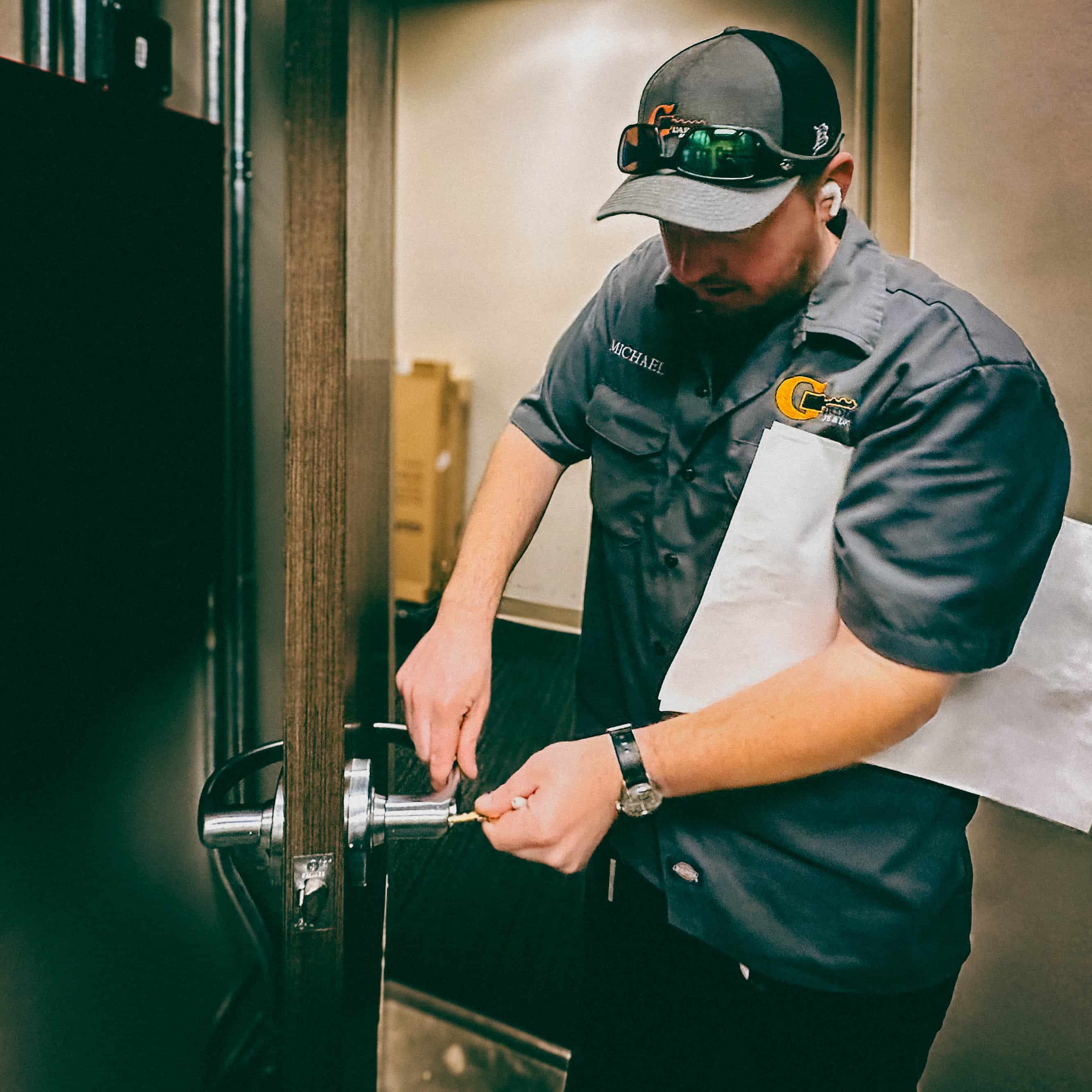 Commercial lock repair in Houston